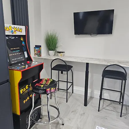 Luxury 3 Bed Next To Centre Leeds (West Yorkshire)