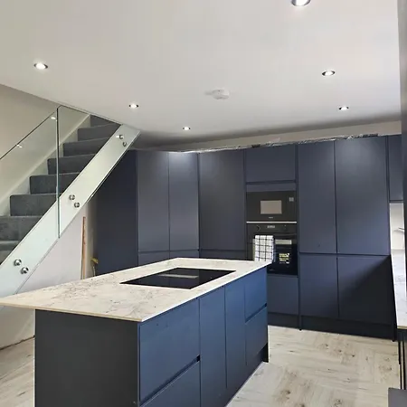 Luxury 3 Bed Next To Centre Leeds (West Yorkshire)