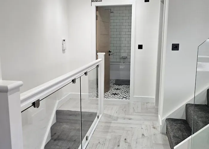 Luxury 3 Bed Next To Centre Apartamento