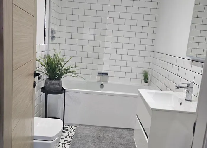 Luxury 3 Bed Next To Centre Leeds (West Yorkshire)